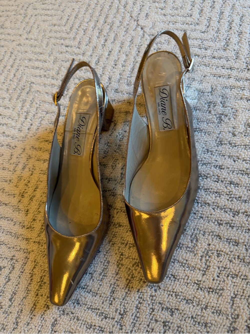 Vero Cuoio for Diane B Metallic Gold Slingback Pointed Toe short Heels 42